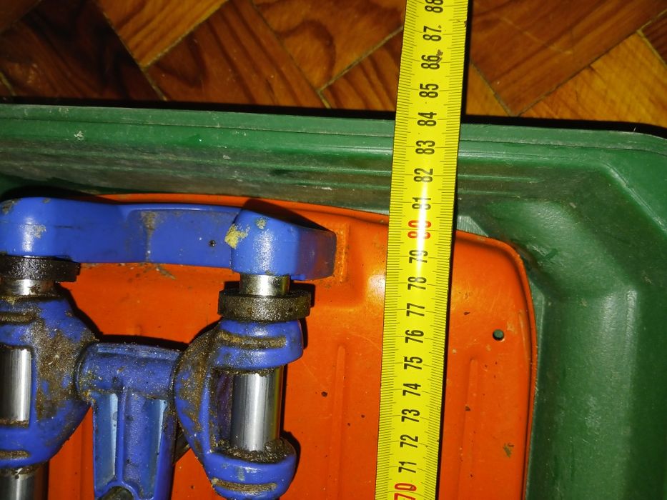 Maquina de azulejos marca rubi com pouco uso