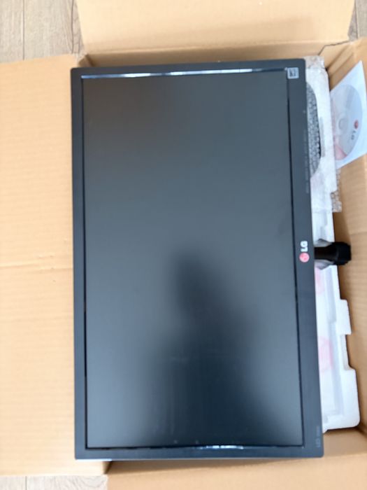 Monitor LG 21.5 cala LED Full HD