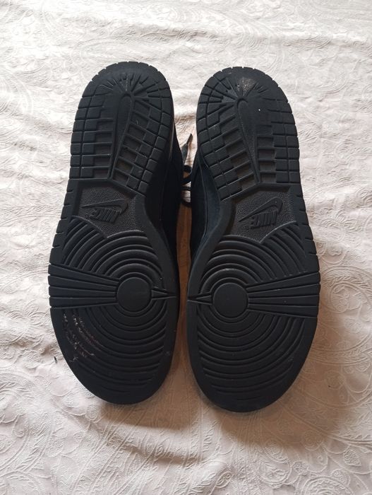 Кросівки Nike Supreme