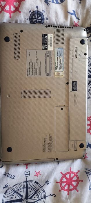 Ноутбук Toshiba Satellite E305
