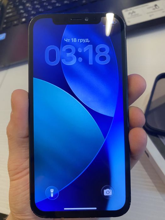 Продам iphone 12/64