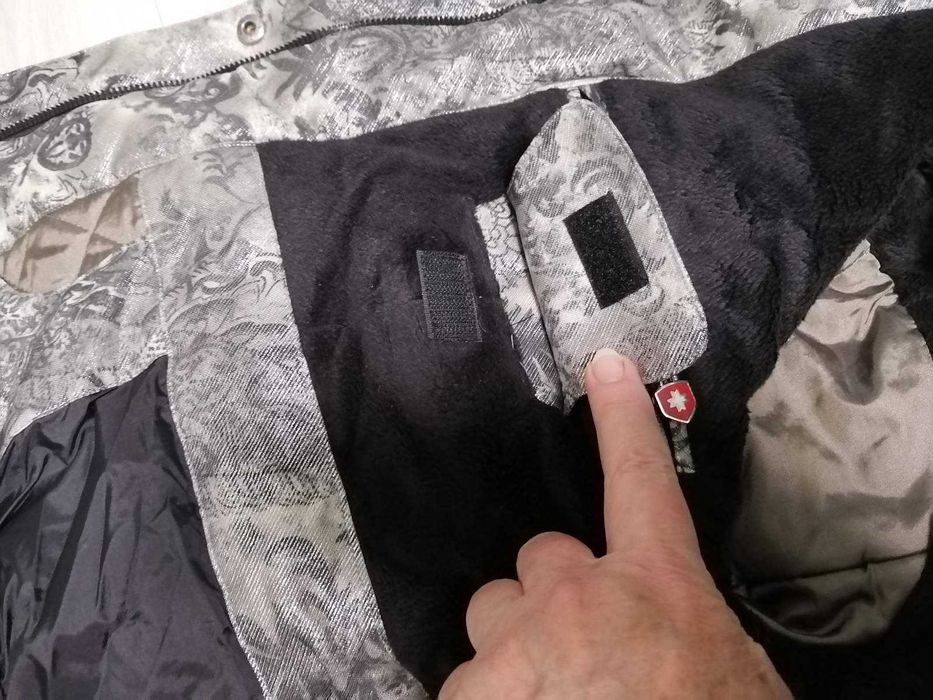 Куртка женская сноубордическая  серая. М.  р.46