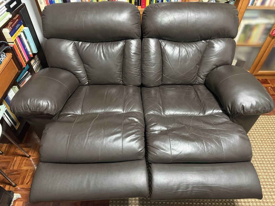 Sofás duo em pele sintetica castanha chocolate