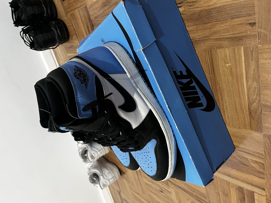Air Jordan 1 Retro High OG UNC Toe