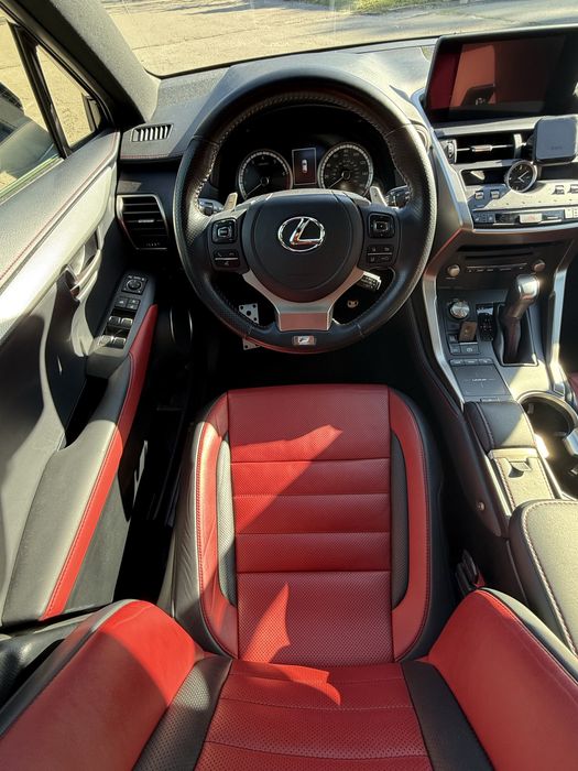 Lexus NX300 F-Sport 2020