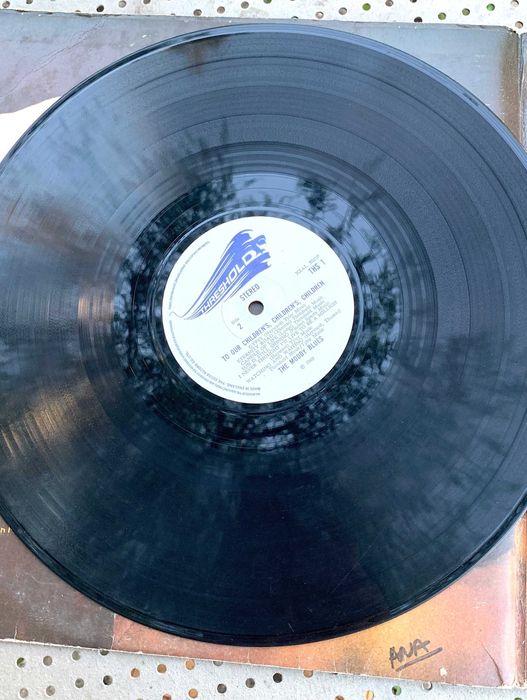 The Moody Blues – To Our Childrens Childrens Children LP