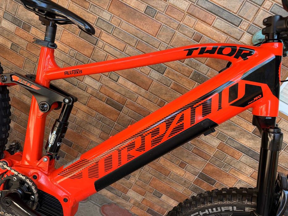 Електровелосипед TORPADO Thor 29"M-L" Shimano CUES 1x11, 160 mm Воздух, OLI 720 Wh ENDURO