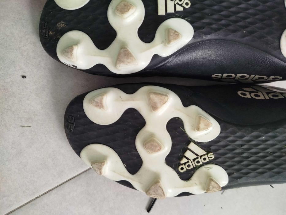 Chuteiras adidas 40 como novas!