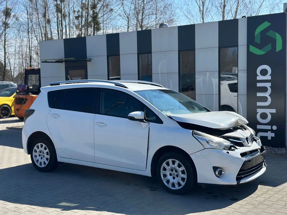 Toyota Verso 2.0D-4D  124KM 2014r. 7-os.auto zarejestrowane i ubezpieczone w Polsce