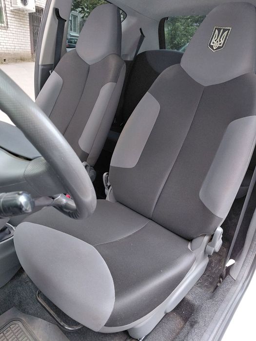 Продам автомобіль Пежо 107