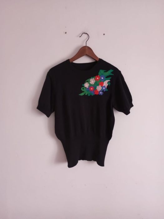 T-shirt Malha Floral Tamanho M