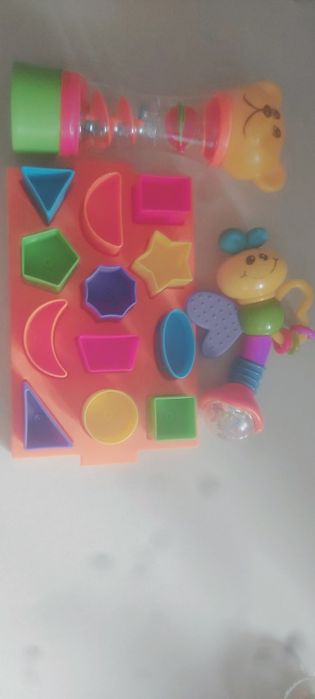 Vendo conjunto de 3 jogos para bebés