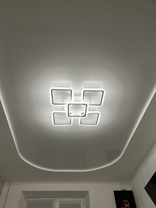 Натяжні стелі !!