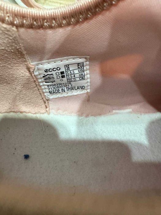 Нові шкіряні кросівки Ecco оригінал (36)