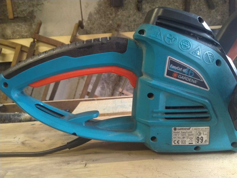 Nożyce elektryczne do żywopłotu Gardena EasyCut 46 – sprawne