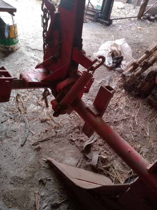 Vendo charrua Agrovil 1 ferro 12 polegadas