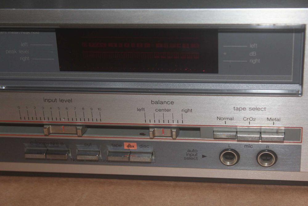 Technics M233X- Deck