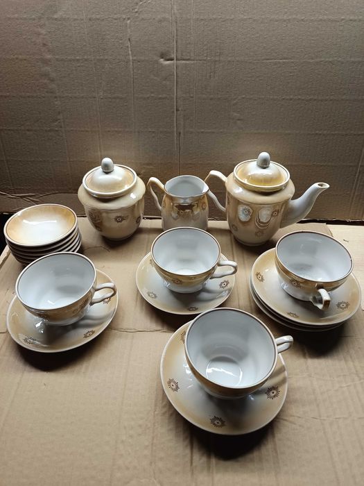 Чайний сервіз Кульбаба, клеймо Баранівка