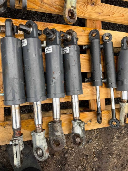 Hydrauliczny siłownik przechyłu do Linde