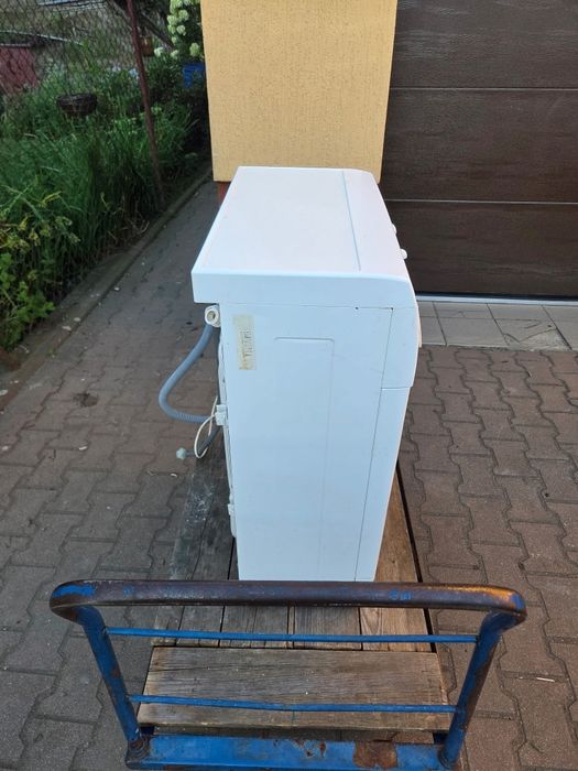 Pralka Ardo wąska