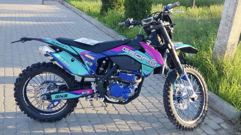 Geon GNS NB300 5