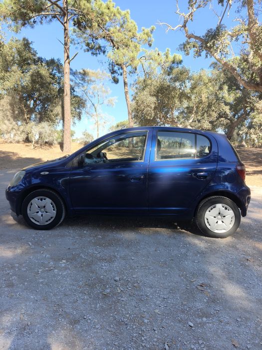 Toyota Yaris 1.0 Vvti — photo 2