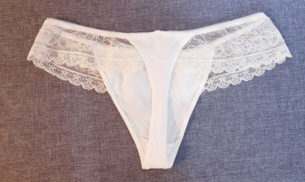 Stringi Białe Kremowe z Koronką Jolinesse rozm.  L / 44