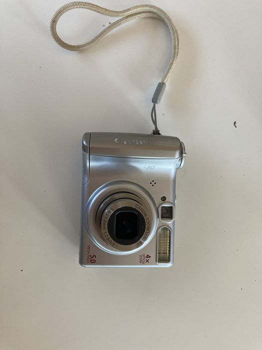 Aparat fotograficzny Canon