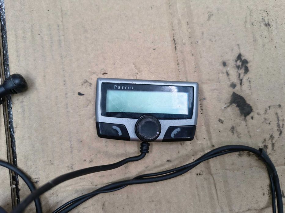 Zestaw Głośnomówiący Parrot Universal HandsFree