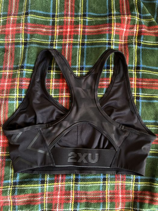 2XU sportowy biustonosz fitness top