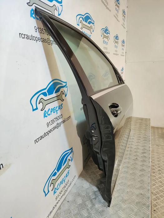 PORTA PORTAS FRENTE FRONTAL DIREITA MERCEDES BENZ CLASS C W204 CARRO