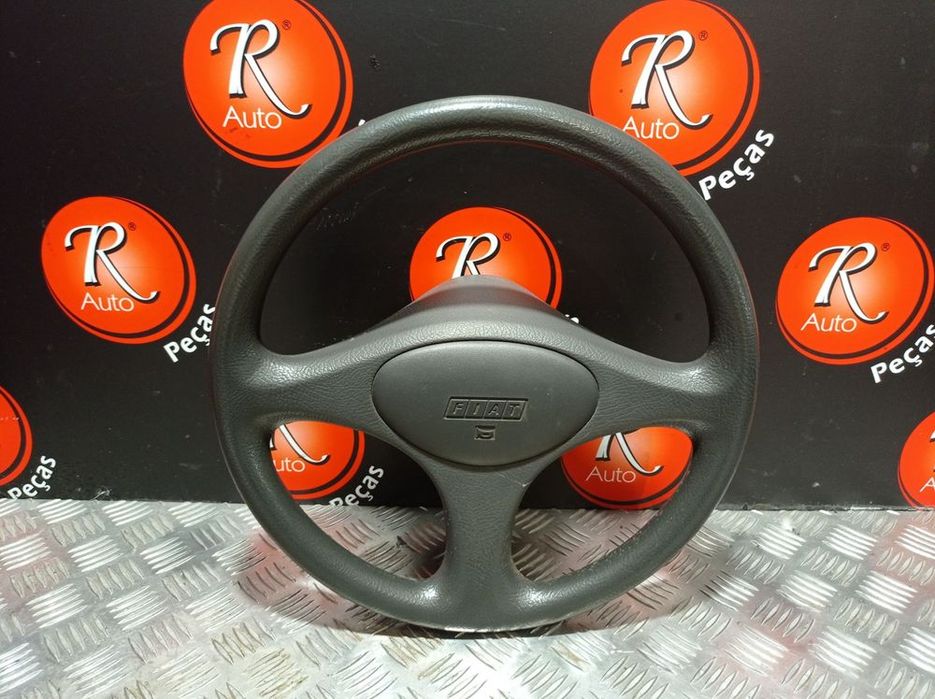 Volante Fiat Punto (176_)