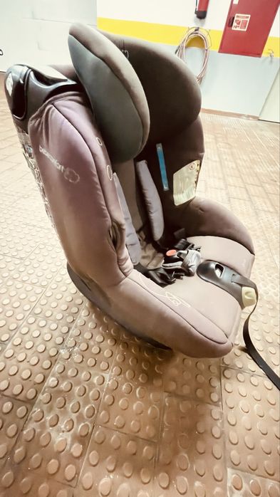 Cadeira de bebé para carro