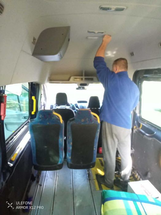 Ford Transit 2.2 2015 9os fajna baza na camper