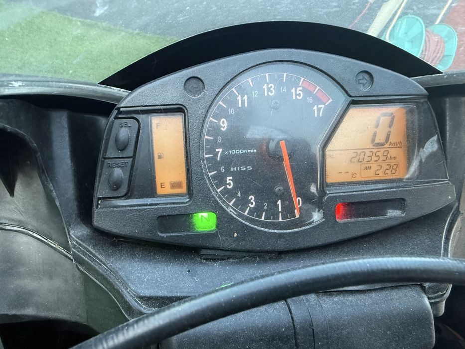 Honda cbr600rr pc40