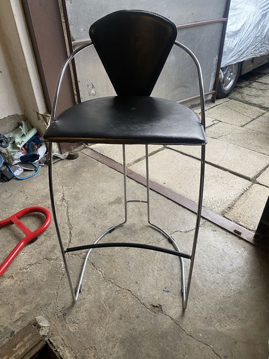 Стільці для бару