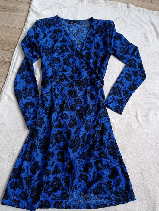 Sukienka wzory midi
