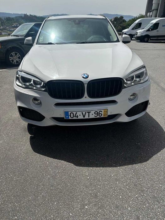 BMW X5 xDrive25d Pack M | Câmara 360º | Full Extras | Estado Impecável