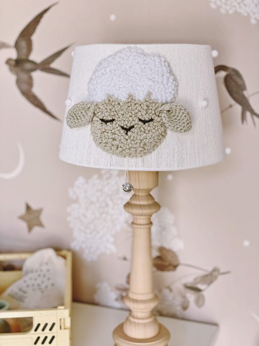 Klosz abażur do lampki nocnej dla dziecka śpiąca owieczka handmade