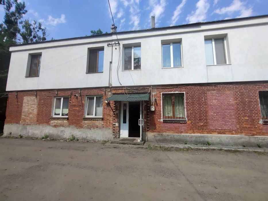 Продаю 1 кімнатну квартиру на вулиці Пластовій