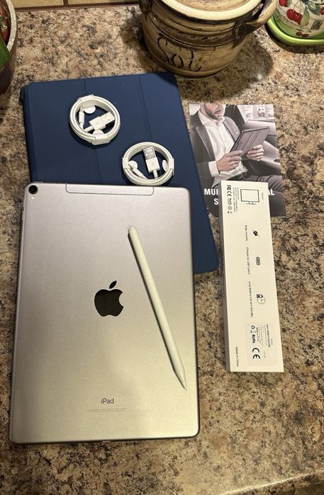 Tablet iPad Apple PRO 10.5” + NOWY RYSIK - Touch ID - PROCREATE