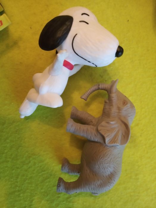 8 BONECOS de coleção