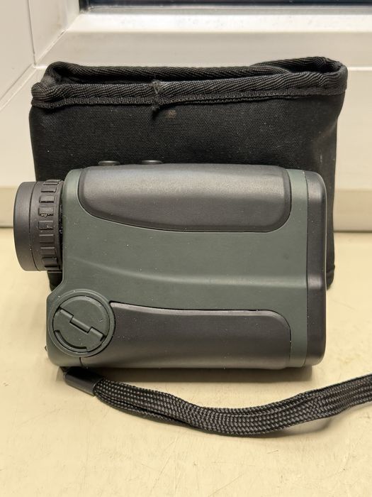 Лазерний далекомір BUSHNELL 10x25 700 метрів