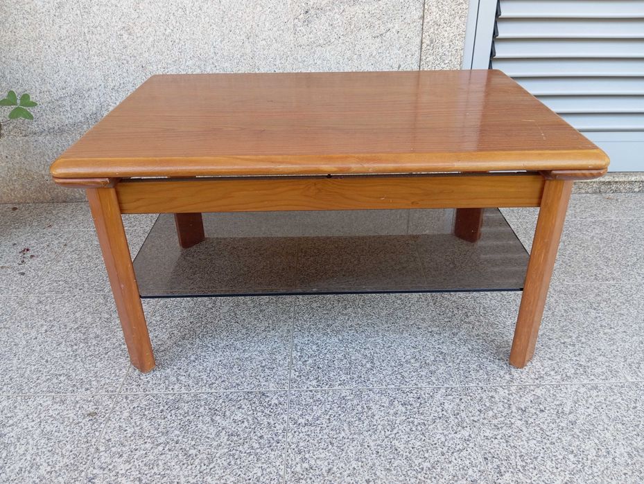 Mesa de sala “CERNE”