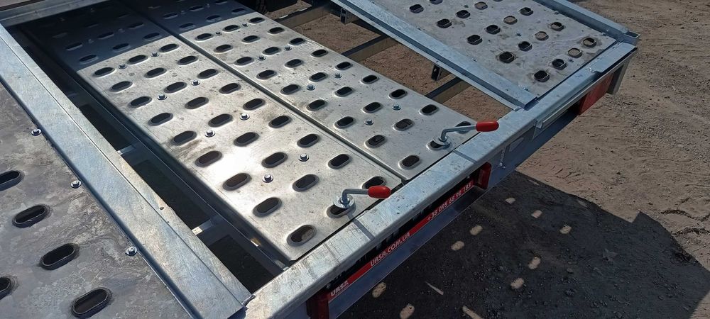 Причіп, лафет. Причіп для перевезення авто.