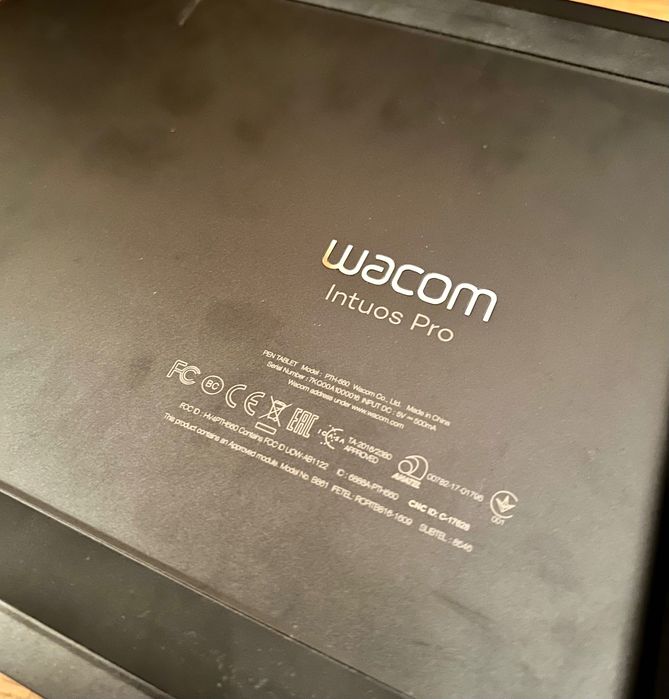 Wacom Intuos Pro64297959637378122