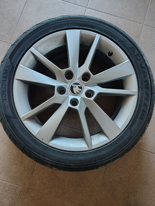 Kola skoda orginal 5x112 17