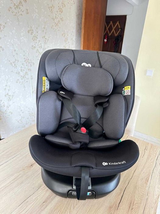 Berço com colchão + Cómoda
