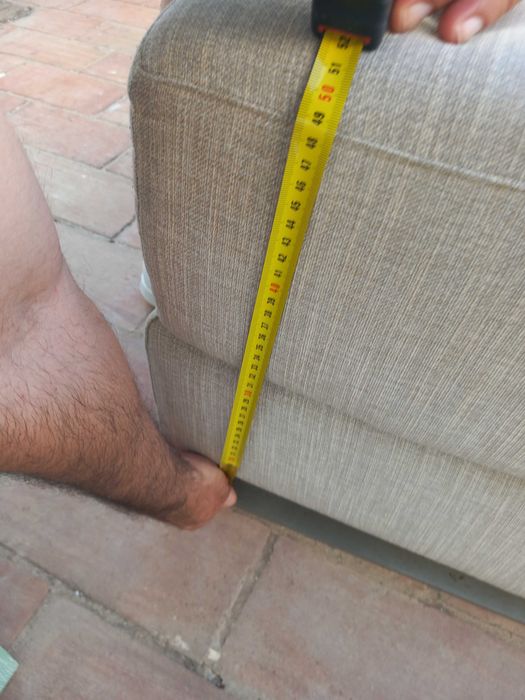2 Sofá cinza/ Beige Claro com 2 Pousa Pés