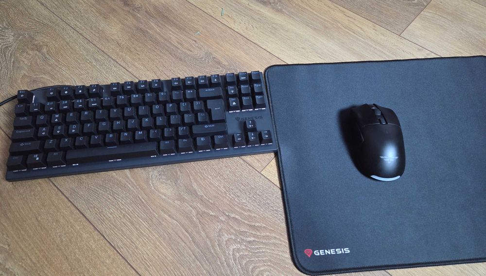 KOMPUTER GAMINGOWY I5-14600K 32GB ram monitor 1440p 180hz